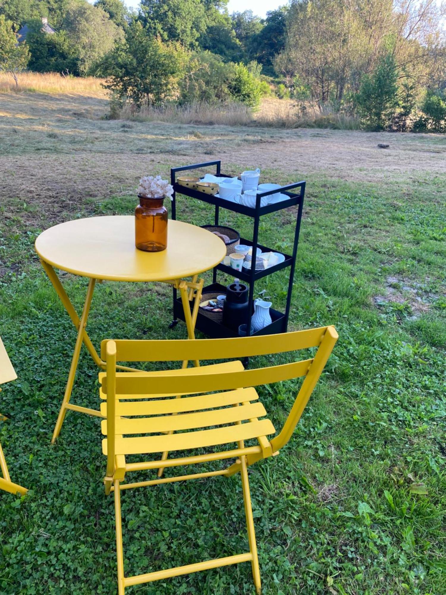 Une Pause En Correze Sarroux エクステリア 写真